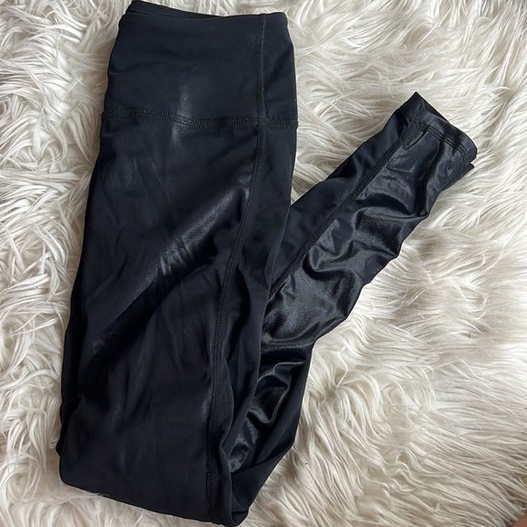 Peach activewear black leggings sz med - Picture 2 of 3